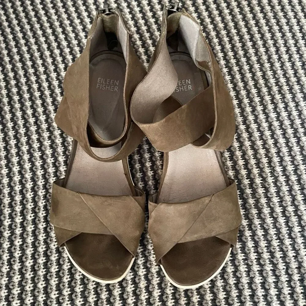 Eileen Fisher Viv women’s shoe size 7.5 green wedge sandal